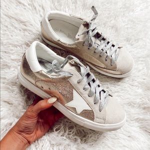 nature breeze star sneakers